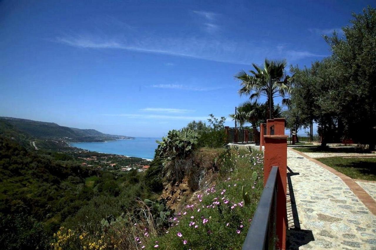 Residenza Mediterranea Zambrone Eksteriør bilde